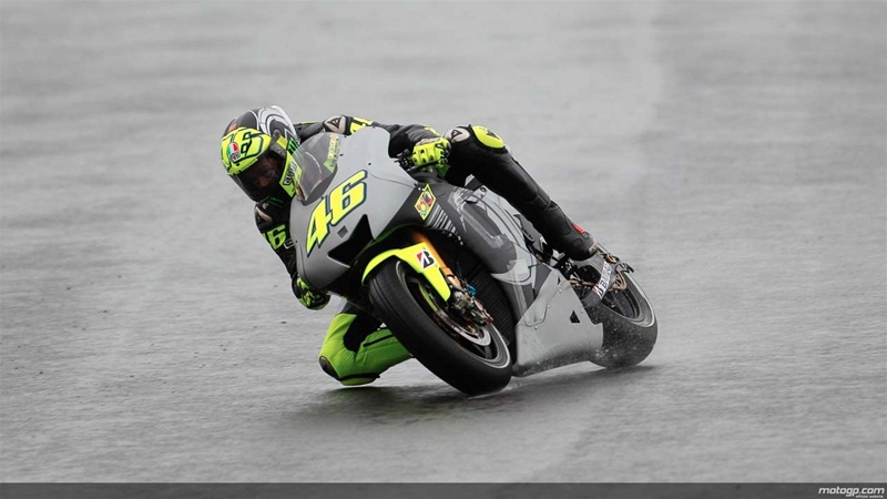 Дождь помешал первым испытаниям MotoGP в Валенсии