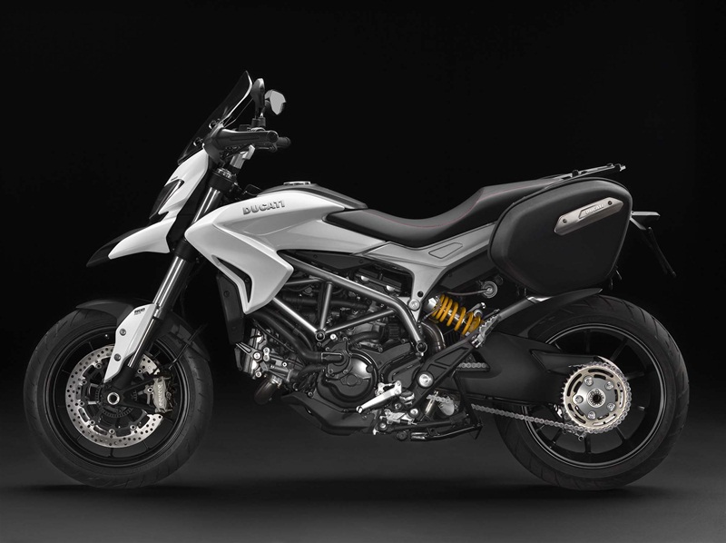 Новый мотоцикл Ducati Hyperstrada 2013