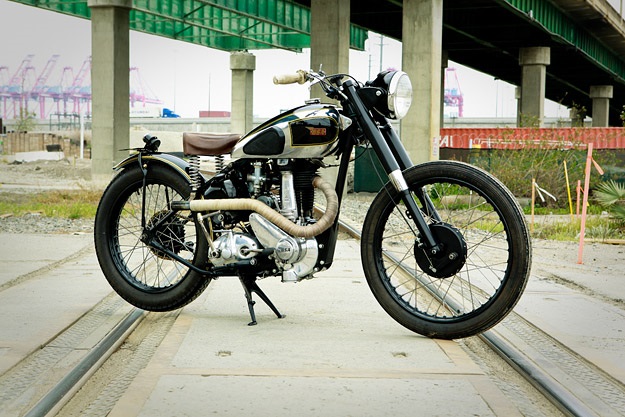 Отреставрированный мотоцикл BSA B34 1951