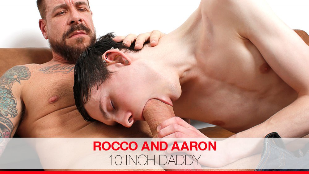 Aaron Aurora, Rocco Steele