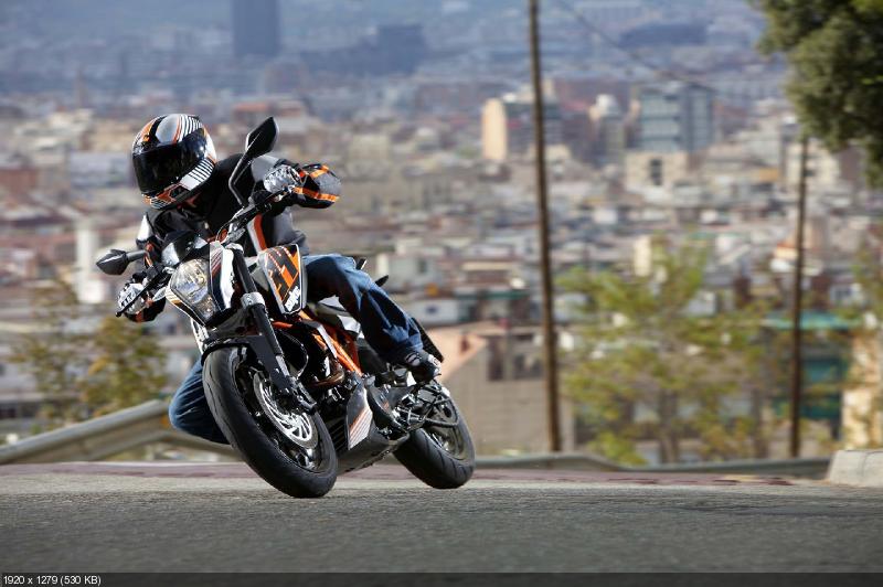 Качественные фотографии мотоцикла KTM 390 Duke 2013