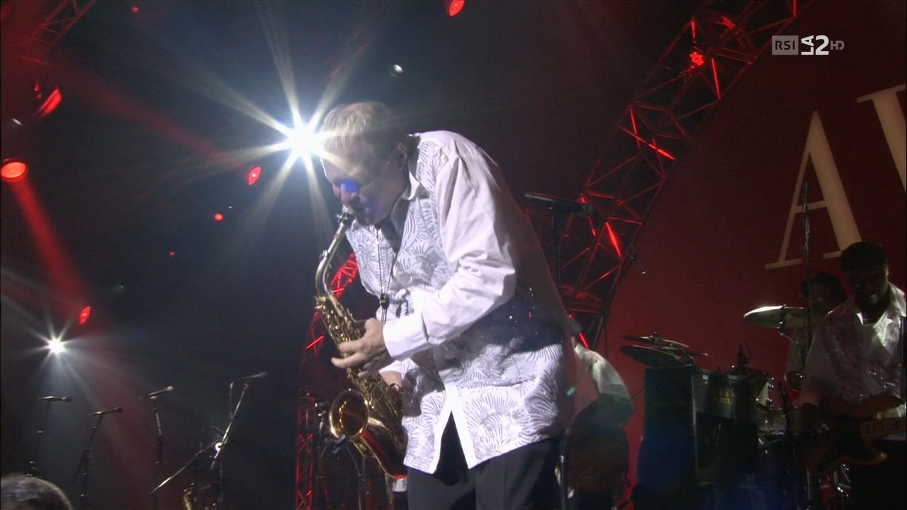 2011 Earth, Wind & Fire Experience feat. Al McKay - AVO Session Basel [HDTV 720p] 8